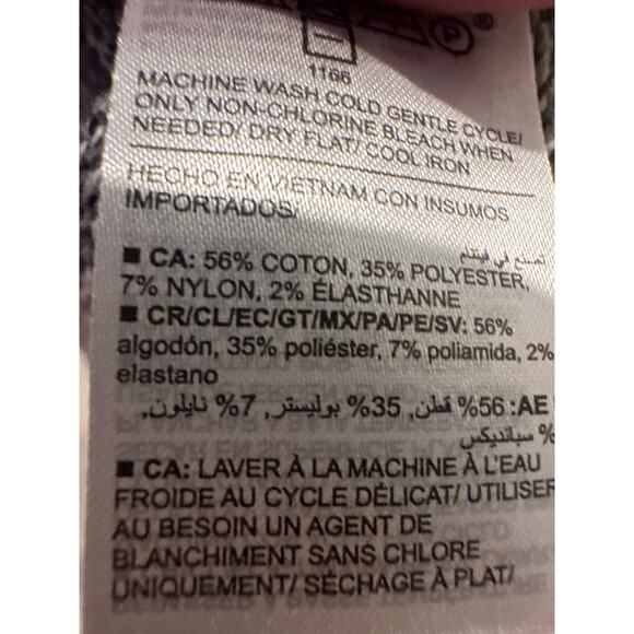 Women’s Old Navy Fair Isle Sweater. Size Small - Picture 3 of 3